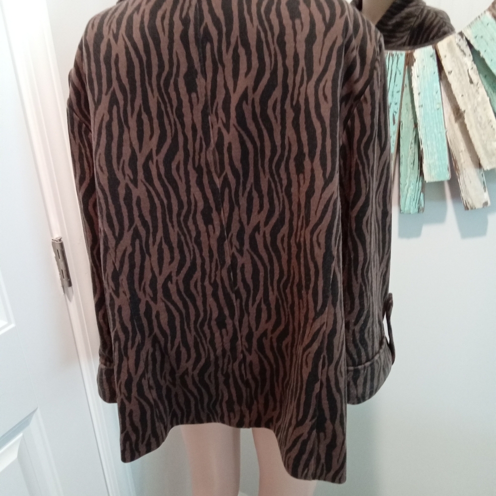 First Option Too Plus Size 16W Brown Zebra Print Coat - Picture 6 of 14